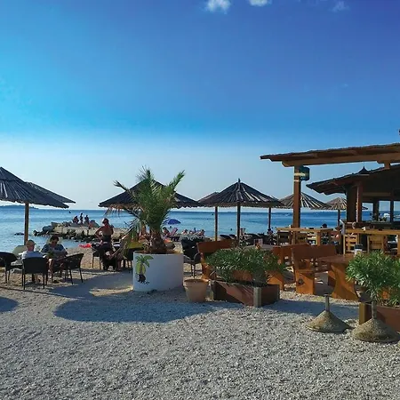 Appartement Stunning In With Wifi