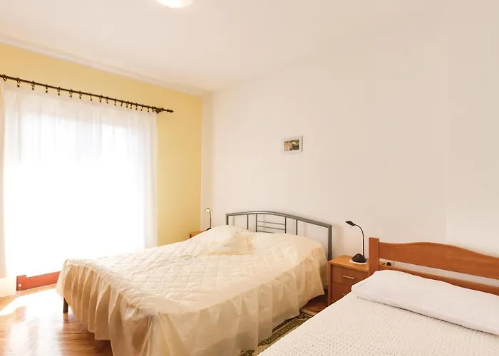 Stunning In With Wifi Appartement Fažana