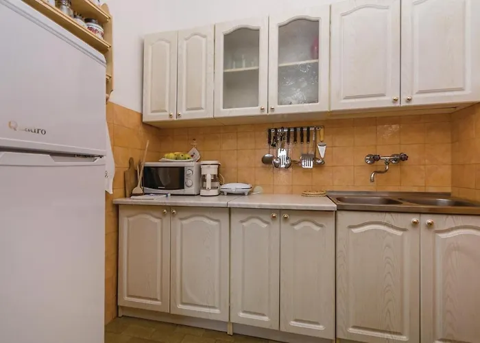 Appartement Stunning In With Wifi